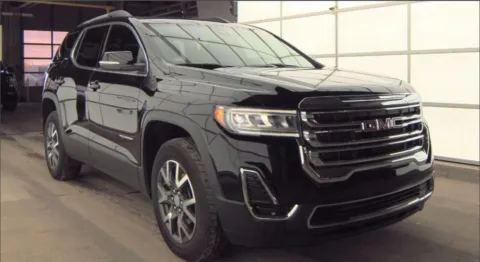 More photos of 2023 GMC Acadia SLE at Zeigler GMC of Holland, MI