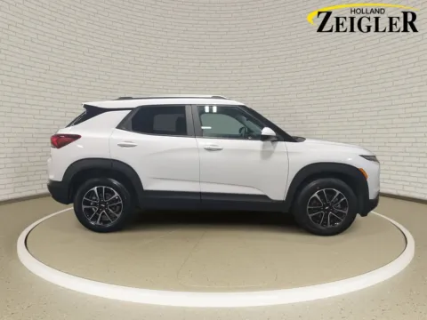 More photos of 2025 Chevrolet TrailBlazer LT at Zeigler GMC of Holland, MI