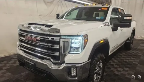White 2023 GMC Sierra 3500HD SLE for sale in Holland, MI
