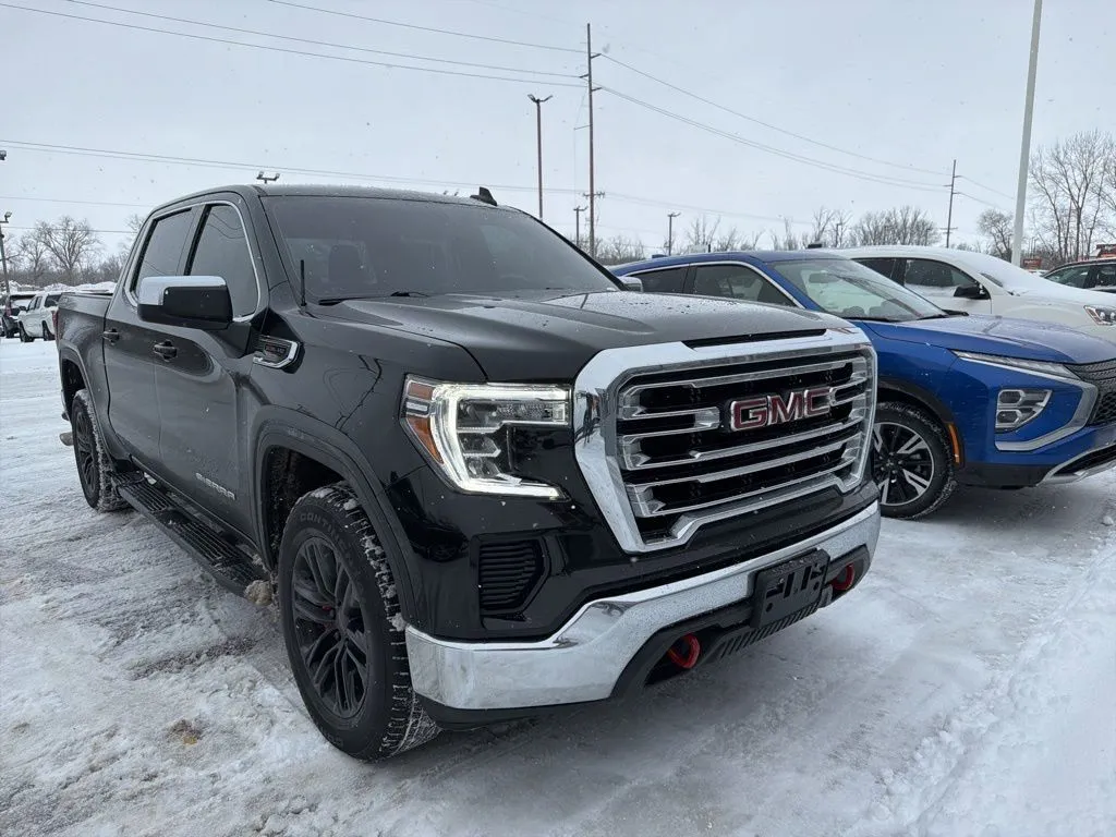 Black 2021 GMC Sierra 1500 SLE for sale in Holland, MI