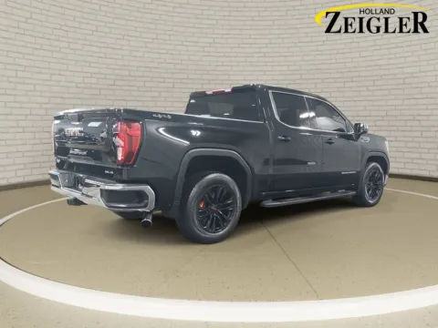 More photos of 2021 GMC Sierra 1500 SLE at Zeigler GMC of Holland, MI