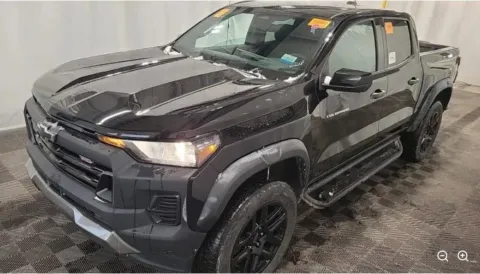 Black 2023 Chevrolet Colorado Trail Boss for sale in Holland, MI