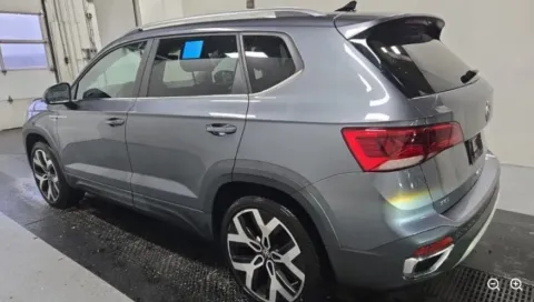 Photos of 2022 Volkswagen Taos 1.5T SEL for sale in Holland, MI at Zeigler GMC of Holland