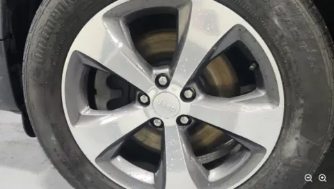 Another view of 2020 Jeep Cherokee Limited for sale in Holland, MI at Zeigler GMC of Holland