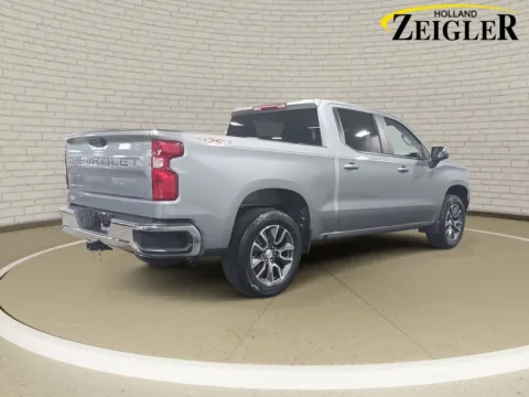 More photos of 2023 Chevrolet Silverado 1500 LT at Zeigler GMC of Holland, MI