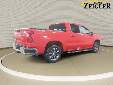 More photos of 2023 Chevrolet Silverado 1500 LT at Zeigler GMC of Holland, MI