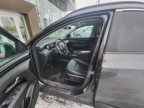 More photos of 2023 Hyundai Tucson SEL at Zeigler GMC of Holland, MI