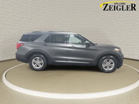 More photos of 2020 Ford Explorer XLT at Zeigler GMC of Holland, MI