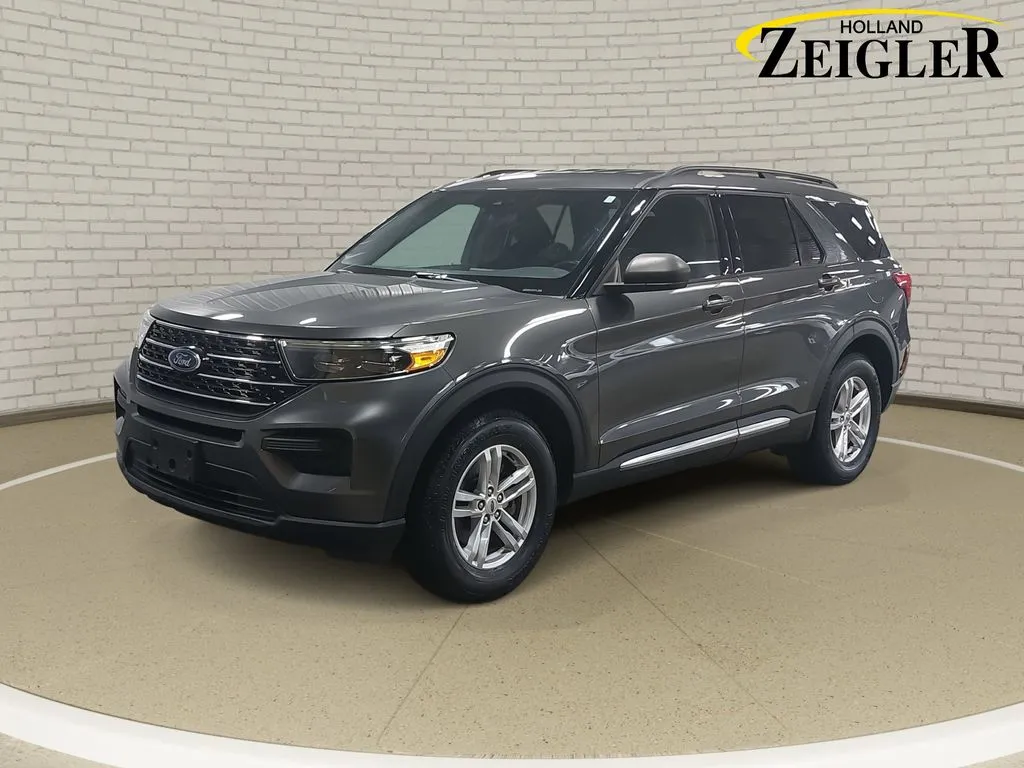 Gray 2020 Ford Explorer XLT for sale in Holland, MI