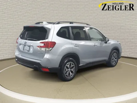 More photos of 2019 Subaru Forester Premium at Zeigler GMC of Holland, MI