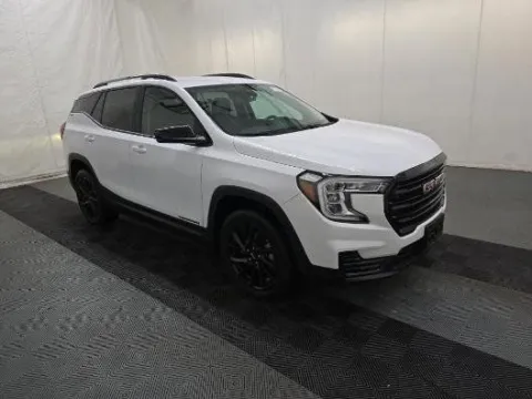 White 2023 GMC Terrain SLE for sale in Holland, MI