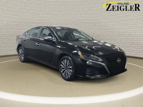 Another view of 2025 Nissan Altima 2.5 SV for sale in Holland, MI at Zeigler GMC of Holland