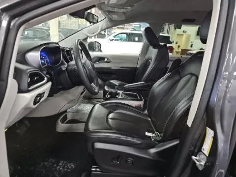 Photos of 2023 Chrysler Pacifica Touring L for sale in Holland, MI at Zeigler GMC of Holland