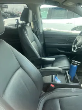 More photos of 2022 Honda Odyssey EX-L at Zeigler GMC of Holland, MI