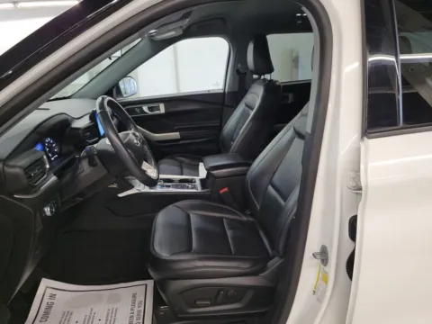 Photos of 2022 Ford Explorer XLT for sale in Holland, MI at Zeigler GMC of Holland