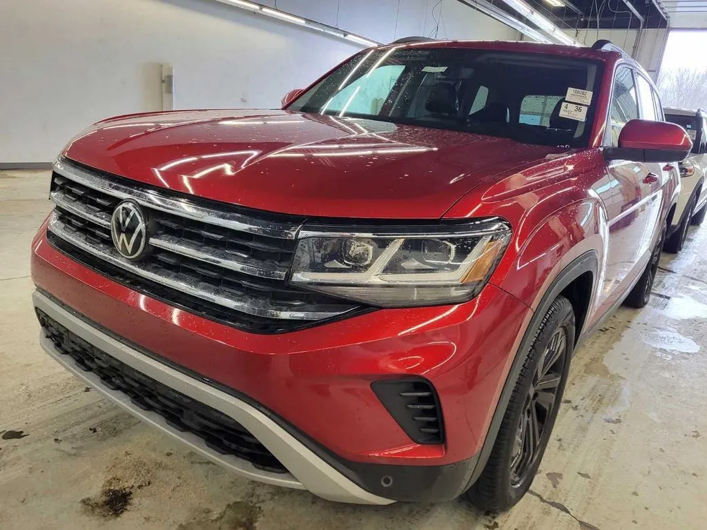 Red 2022 Volkswagen Atlas 3.6L V6 SE w/Technology for sale in Holland, MI
