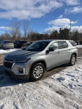 Gray 2023 Chevrolet Traverse LS for sale in Holland, MI