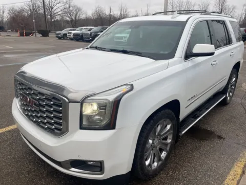 White 2018 GMC Yukon Denali for sale in Holland, MI