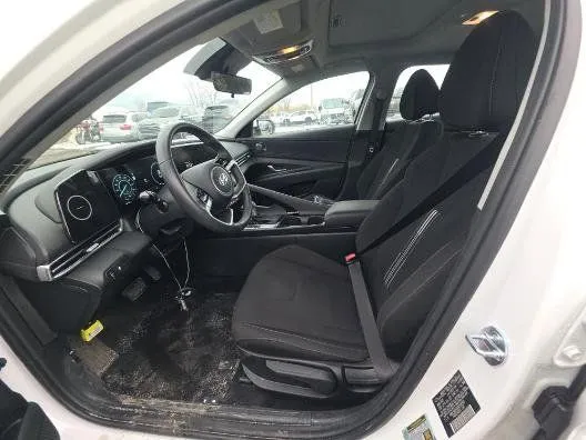 2025 Hyundai Elantra SEL Convenience for sale in Holland, MI