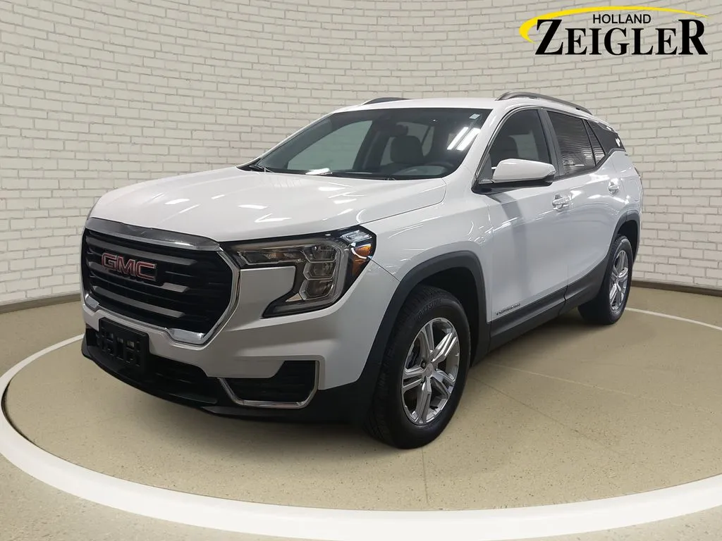 White 2023 GMC Terrain SLE for sale in Holland, MI
