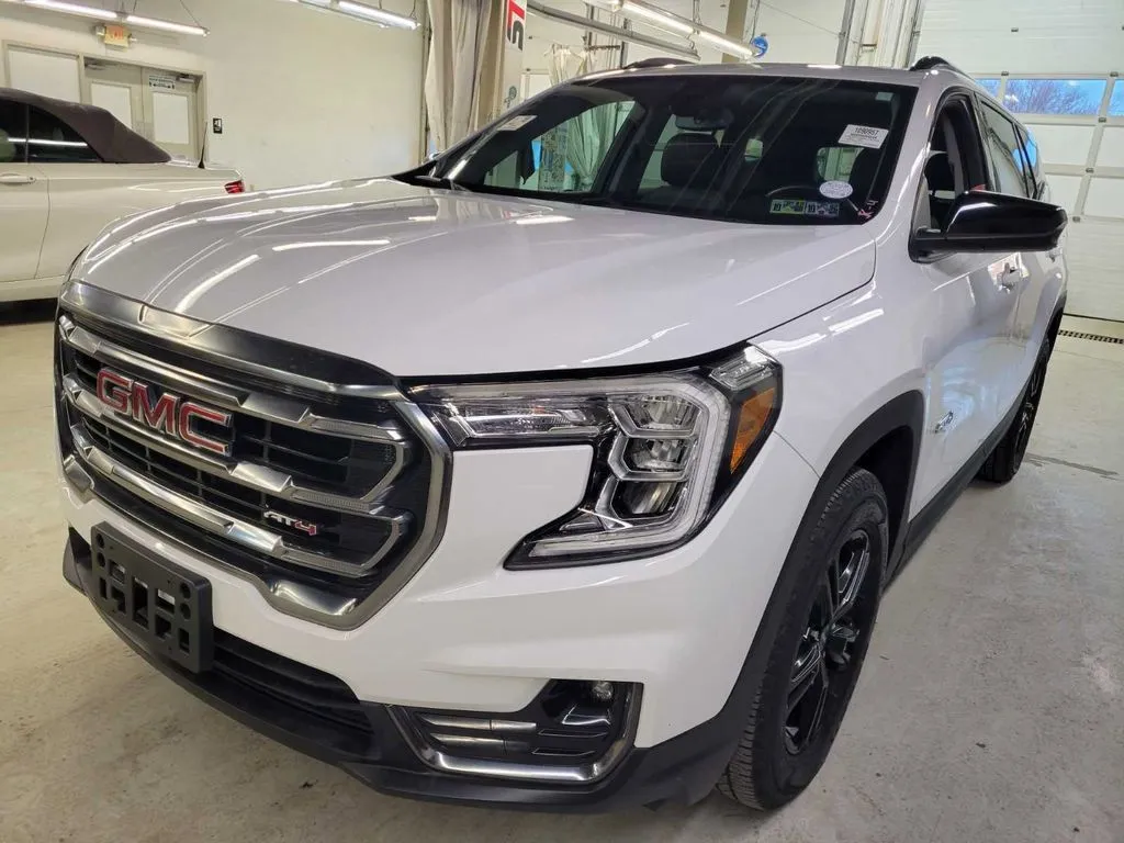 2022 GMC Terrain AT4 for sale in Holland, MI