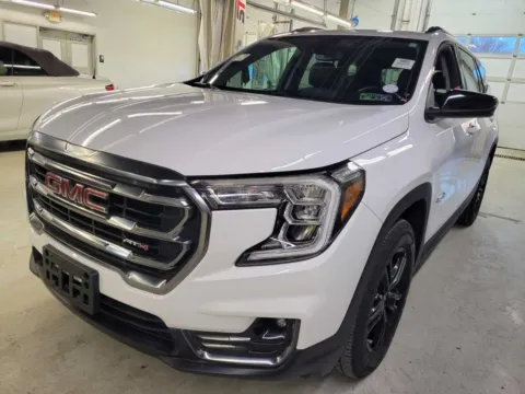 White 2022 GMC Terrain AT4 for sale in Holland, MI