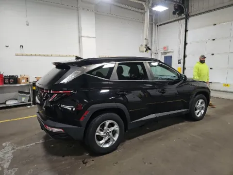 More photos of 2023 Hyundai Tucson SEL at Zeigler GMC of Holland, MI