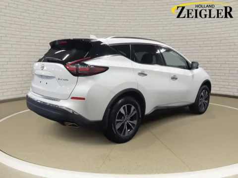 More photos of 2024 Nissan Murano SV at Zeigler GMC of Holland, MI