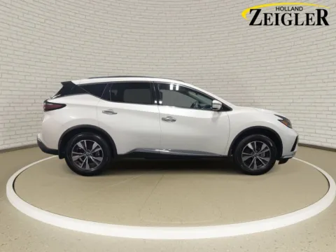 More photos of 2024 Nissan Murano SV at Zeigler GMC of Holland, MI