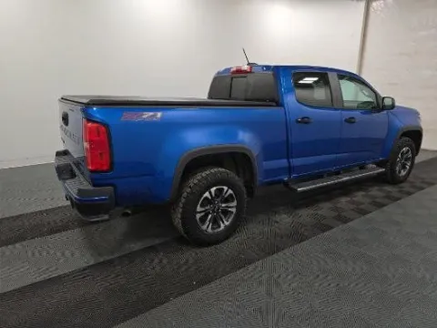 More photos of 2022 Chevrolet Colorado Z71 at Zeigler GMC of Holland, MI