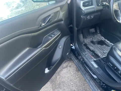 More photos of 2019 GMC Acadia SLT-1 at Zeigler GMC of Holland, MI