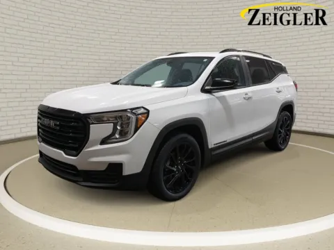 White 2023 GMC Terrain SLE for sale in Holland, MI