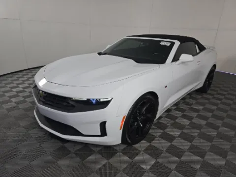 More photos of 2021 Chevrolet Camaro 1LT at Zeigler GMC of Holland, MI