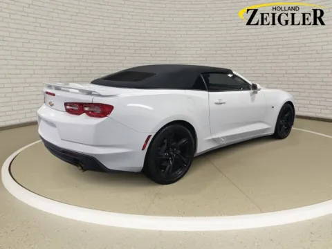 More photos of 2021 Chevrolet Camaro 1LT at Zeigler GMC of Holland, MI
