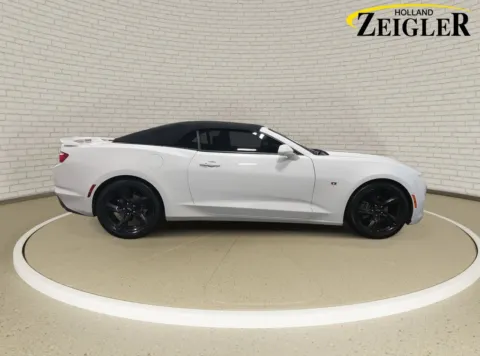 More photos of 2021 Chevrolet Camaro 1LT at Zeigler GMC of Holland, MI