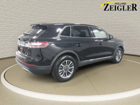 More photos of 2022 Lincoln Nautilus Reserve at Zeigler GMC of Holland, MI