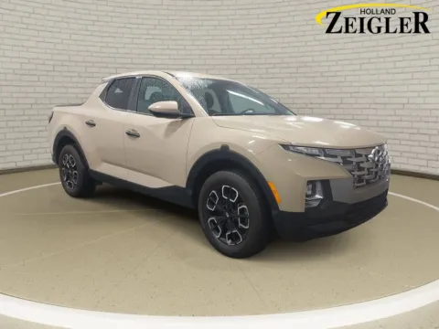 Another view of 2023 Hyundai Santa Cruz SE for sale in Holland, MI at Zeigler GMC of Holland