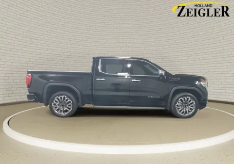 More photos of 2023 GMC Sierra 1500 Denali Ultimate at Zeigler GMC of Holland, MI