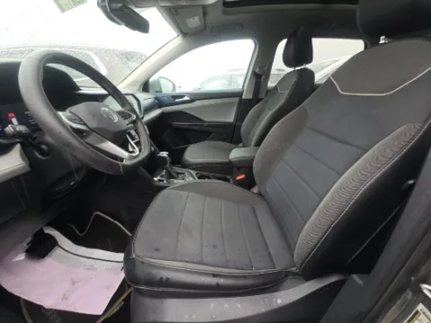 Photos of 2023 Volkswagen Taos 1.5T SE for sale in Holland, MI at Zeigler GMC of Holland