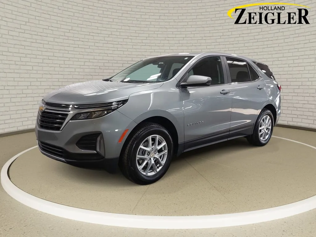 Gray 2024 Chevrolet Equinox LT for sale in Holland, MI