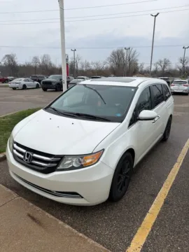 White 2014 Honda Odyssey EX-L for sale in Holland, MI