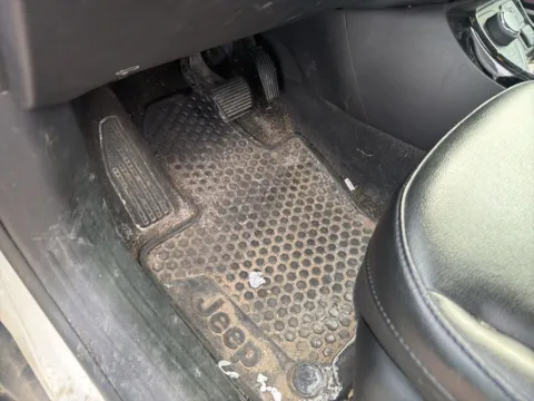 More photos of 2018 Jeep Compass Altitude at Zeigler GMC of Holland, MI