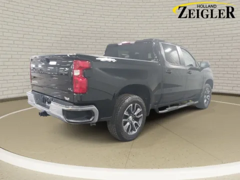 More photos of 2024 Chevrolet Silverado 1500 LT at Zeigler GMC of Holland, MI