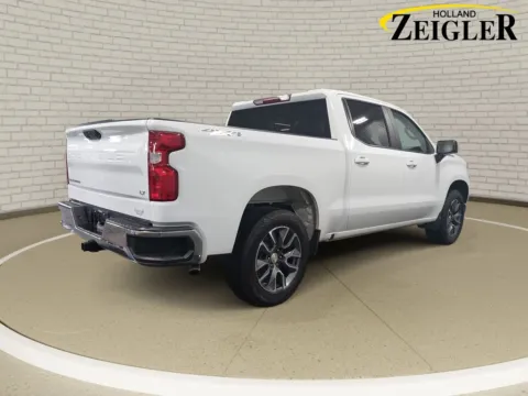 More photos of 2023 Chevrolet Silverado 1500 LT at Zeigler GMC of Holland, MI