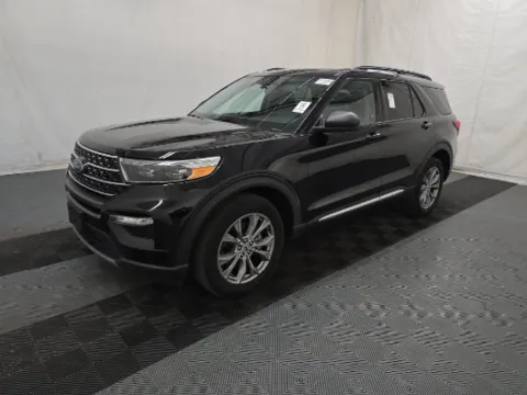 More photos of 2022 Ford Explorer XLT at Zeigler GMC of Holland, MI