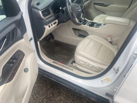 More photos of 2020 GMC Acadia Denali at Zeigler GMC of Holland, MI
