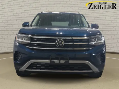 Photos of 2022 Volkswagen Atlas 3.6L V6 SE w/Technology for sale in Holland, MI at Zeigler GMC of Holland