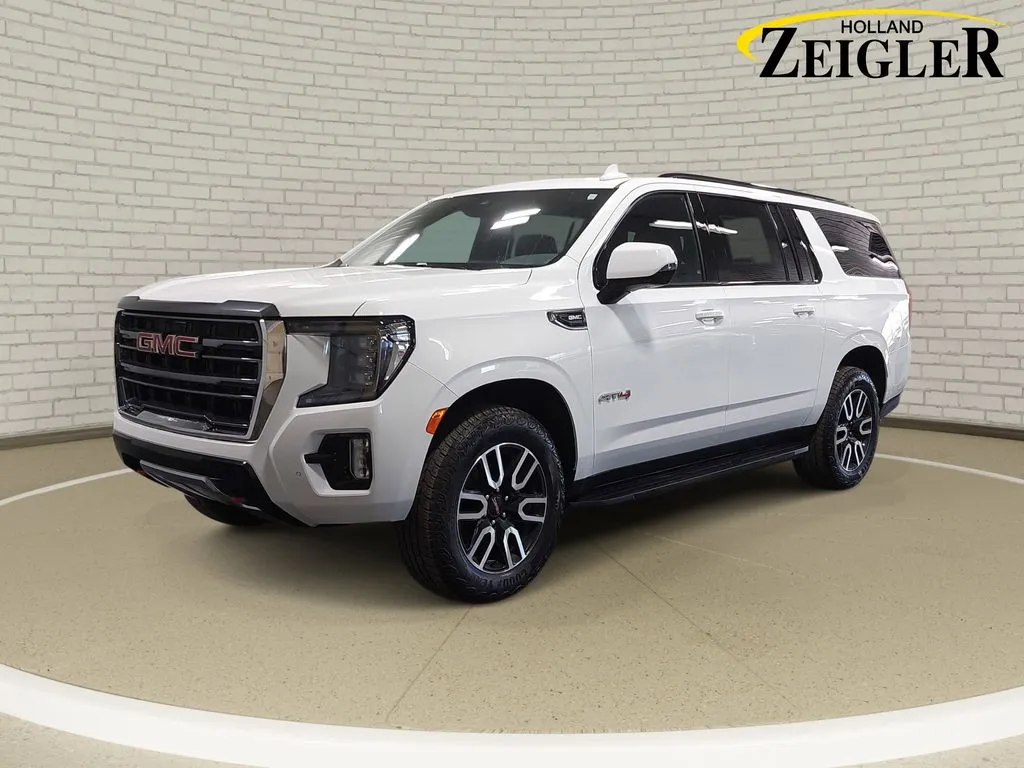 Unknown 2023 GMC Yukon XL AT4 for sale in Holland, MI
