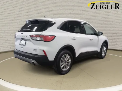 More photos of 2022 Ford Escape SE at Zeigler GMC of Holland, MI