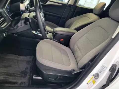 Photos of 2022 Ford Escape SE for sale in Holland, MI at Zeigler GMC of Holland